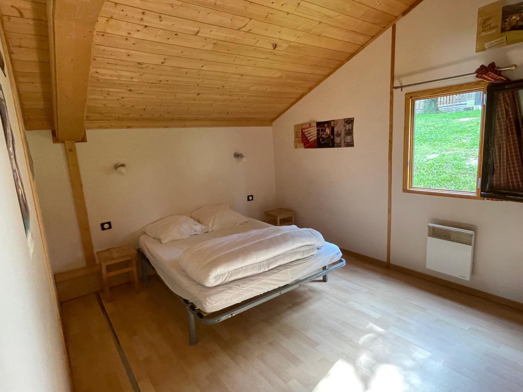 Saint-Sornin-Lavolps Camping Les Etoiles מראה חיצוני תמונה